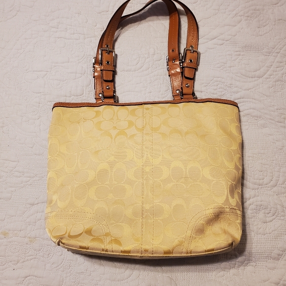 Purse - Picture 2 of 3